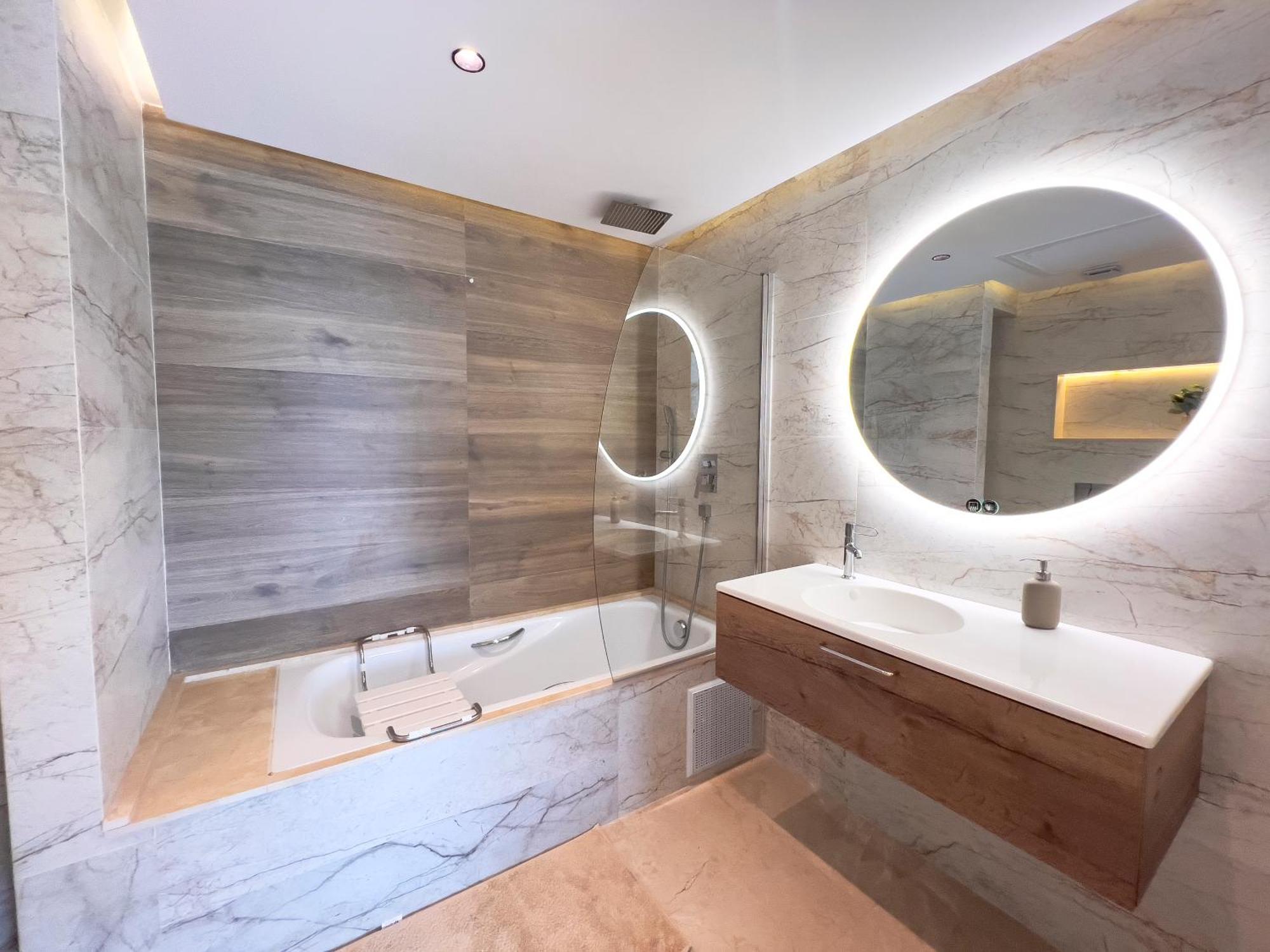 Appartement Luxurious 3br 2ba, 5-min To Beach, Large Terrace, High Floor Tanger