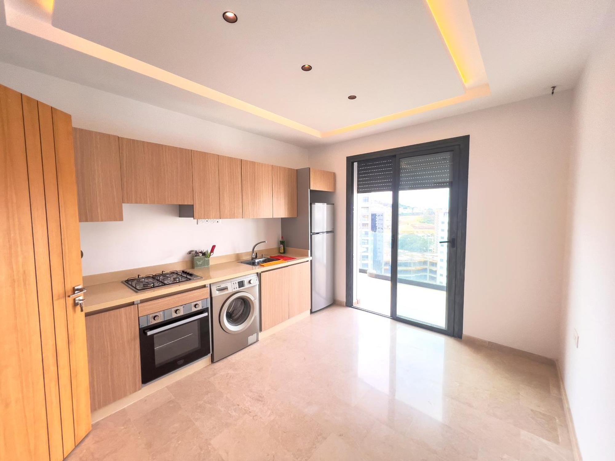 Apartment Luxurious 3br 2ba, 5-min To Beach, Large Terrace, High Floor *